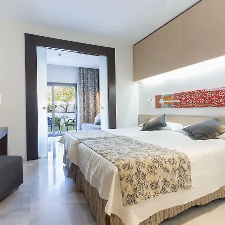 Hipotels Gran Conil 4*