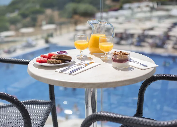 ホテル Hipotels Gran Conil 4*